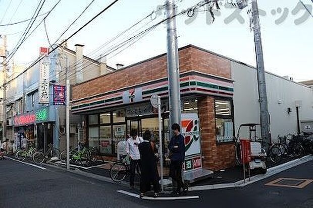 セブンイレブン 中野野方5丁目店 徒歩6分。 420m