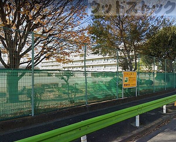 国分寺市立第二小学校 徒歩9分。 690m