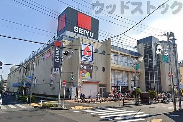 西友花小金井店 徒歩11分。 860m