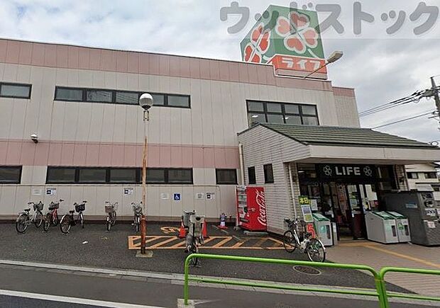 ライフ石神井台店 徒歩9分。 680m