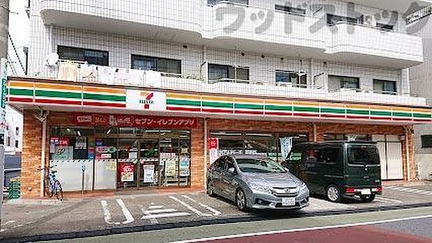セブンイレブン 練馬関町東1丁目店 徒歩6分。 470m