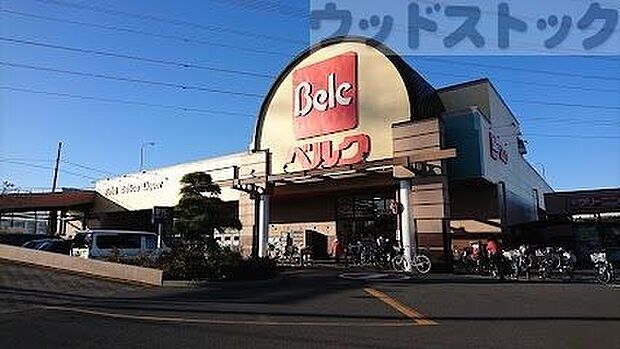 ベルク 池田店 徒歩11分。 830m