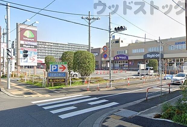 ライトオン大泉学園いなげや店 徒歩18分。 1370m