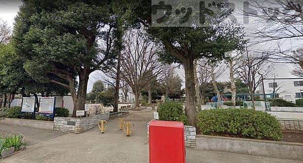 中野区立上鷺東公園 徒歩6分。 430m