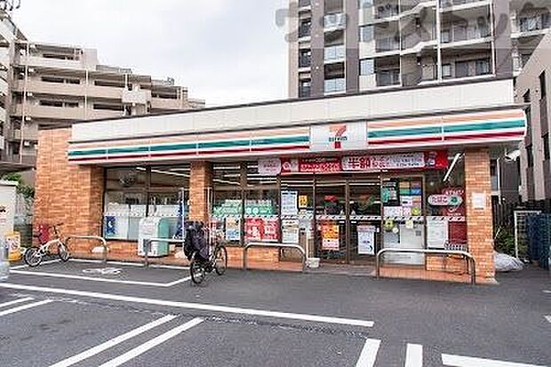 セブン-イレブン 中野野方2丁目店 徒歩6分。 420m