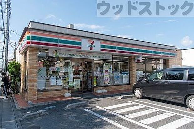 セブンイレブン 練馬東大泉2丁目店 徒歩10分。 750m