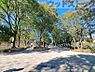 周辺：世田谷区立喜多見公園 徒歩13分。 1040m