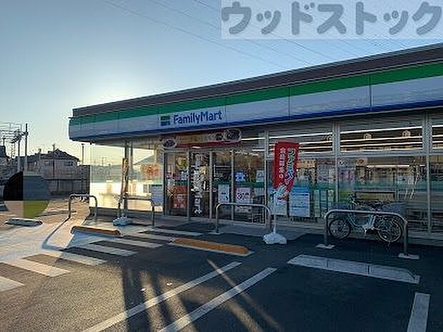 ファミリーマート 国分寺高木町店 徒歩5分。 350m