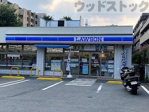 ローソン 武蔵野桜堤二丁目店 徒歩5分。 390m