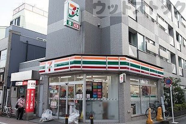 セブン-イレブン 杉並西永福駅前店 徒歩8分。 590m