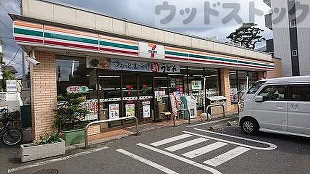 セブン-イレブン 阿佐谷北6丁目店 徒歩4分。 270m