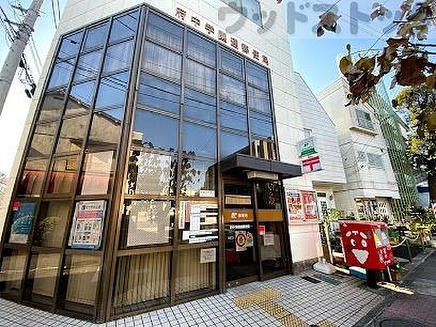 府中学園通郵便局 徒歩8分。 570m