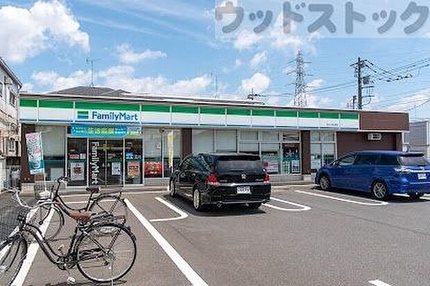 ファミリーマート 東村山御成橋店 徒歩5分。 340m