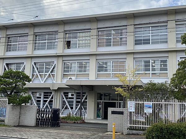 大山崎町立大山崎小学校