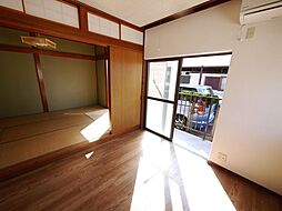 京王相模原線 京王永山駅 徒歩25分の賃貸アパート 1階2DKのリビング/ダイニング