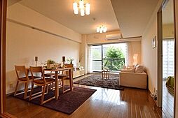 T’s garden府中 410 4階3SLDKのリビング/ダイニング