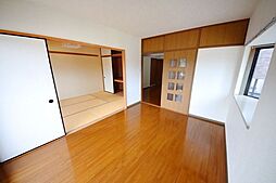 エスパシオ聖蹟 305 3階3DKのリビング/ダイニング