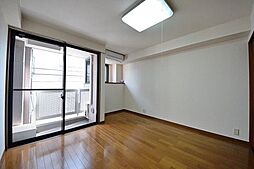 グラン・リヴェール・I 203 2階1Kのリビング/ダイニング