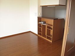 ファミール河内 101 1階1LDKのリビング/ダイニング