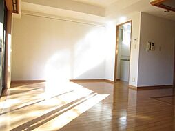 サンライズ国立 209 2階2LDKのリビング/ダイニング