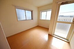 ヴェルデラ・フェーリア 103 1階1Kのリビング/ダイニング