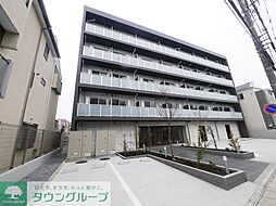 5 / 35