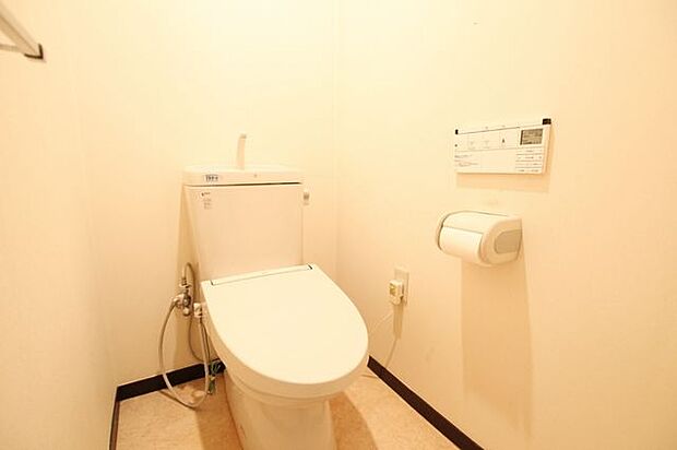 【トイレ】◆トイレには快適な洗浄機能付き！