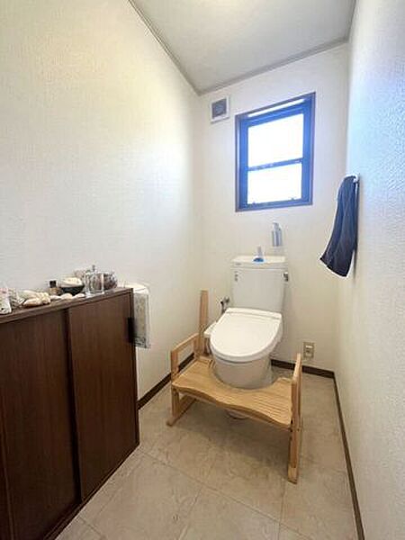 トイレを拡大表示
