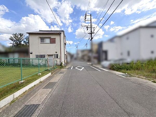 ＊西側道路＊