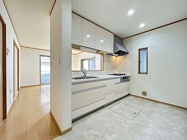 キッチンを拡大表示