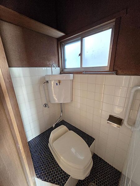 トイレを拡大表示