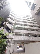 池袋駅より徒歩7分 6階 築13年の賃貸物件