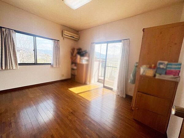 ◆八幡西区楠北の中古戸建◇追焚機能♪和室♪倉庫♪システムキッチン♪香月小・香月中学校♪