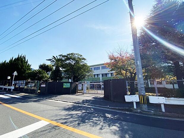 池田小学校池田小学校 1520m