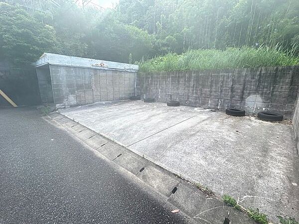 【平屋づくり】八幡西区町上津役東の中古戸建♪駐車スペース4台分♪閑静な住宅街♪大原小・八児中学校♪