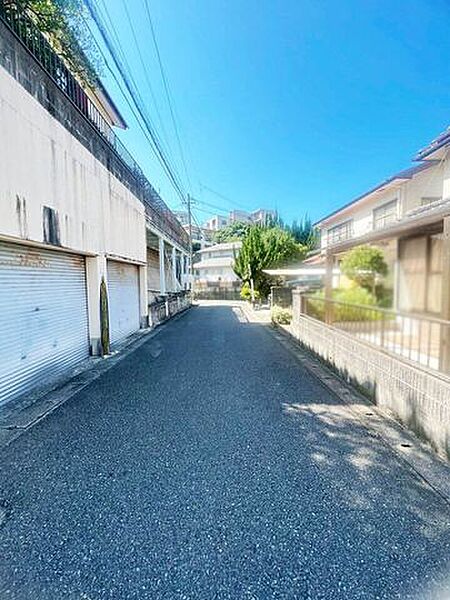 【閑静な住宅街】3LDK中古戸建♪追焚機能♪都市ガス♪小学校まで徒歩約6分で通学安心♪