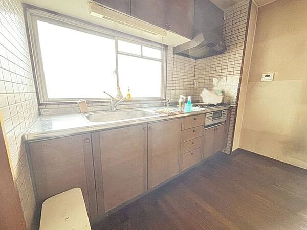 【角部屋】パレス沖田♪中尾小・沖田中学校♪シャンプードレッサー♪3面バルコニー♪都市ガス♪