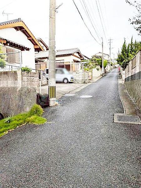 【庭10坪以上】駐車場2台以上♪温水洗浄便座♪全居室収納♪バス停まで 徒歩5分圏内♪