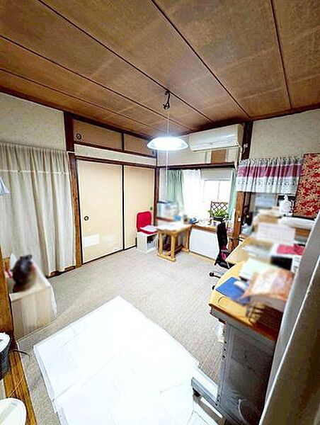 【庭10坪以上】駐車場2台以上♪温水洗浄便座♪全居室収納♪バス停まで 徒歩5分圏内♪