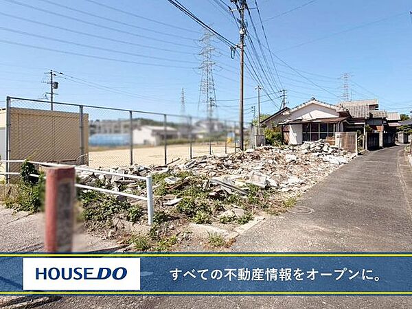 【建築条件なし】電気♪上水道♪下水道♪バス停まで徒歩約4分♪