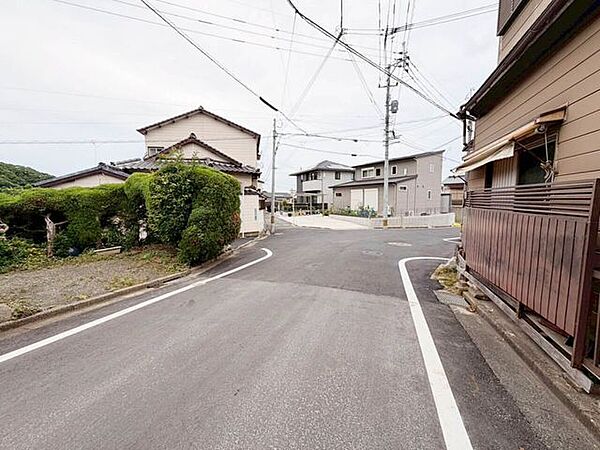 八幡西区東川頭町中古戸建♪都市ガス♪追炊機能♪閑静な住宅街♪花尾小・中学校♪側溝♪角地♪