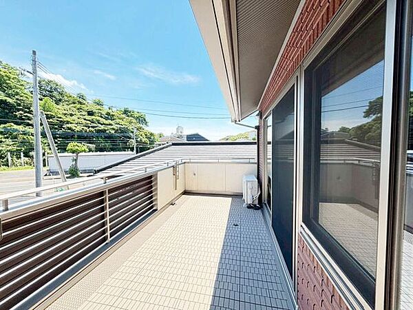 【建物面積250m2越え】中間市朝霧の中古戸建♪中間南小・中学校♪システムキッチン♪ディンプルキー♪