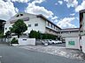 周辺：二島中学校 850m