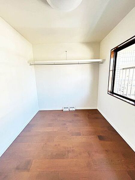 【2025年6月リフォーム】モニター付きインターホン♪シャンプードレッサー♪カウンターキッチン♪