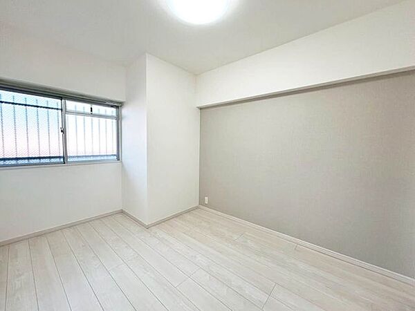 【2025年11月内装リフォーム】メゾンモンブラン竹末♪3LDK♪カウンターキッチン♪浴室暖房♪