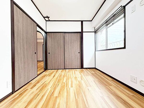 【角部屋】モニター付きインターホン♪シャンプードレッサー♪ペット相談可♪スーパーまで徒歩10分圏内♪