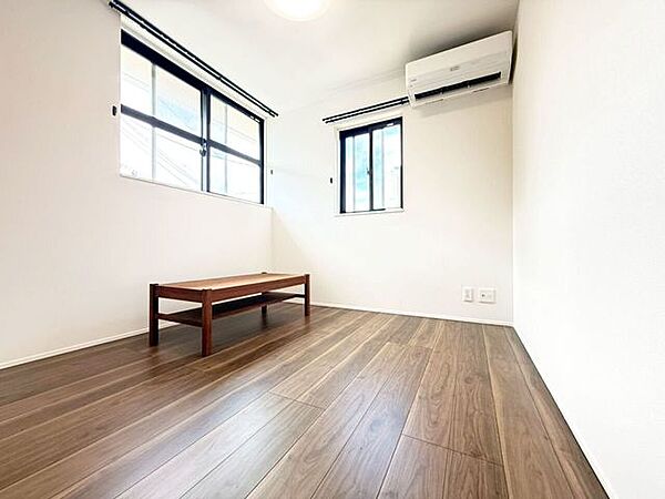 【門司区吉志新町 中古戸建】太陽光発電システム♪オール電化♪庭付♪浴室乾燥機♪トイレ2ヶ所♪