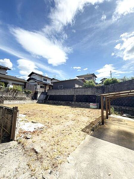 【中間市土手ノ内の売土地】建築条件無し♪上水道♪下水道♪スーパーまで徒歩10分圏内♪