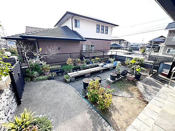 【若松区青葉台南 中古戸建】食器洗浄乾燥機♪ウォークインクローゼット♪スーパーまで徒歩約7分♪