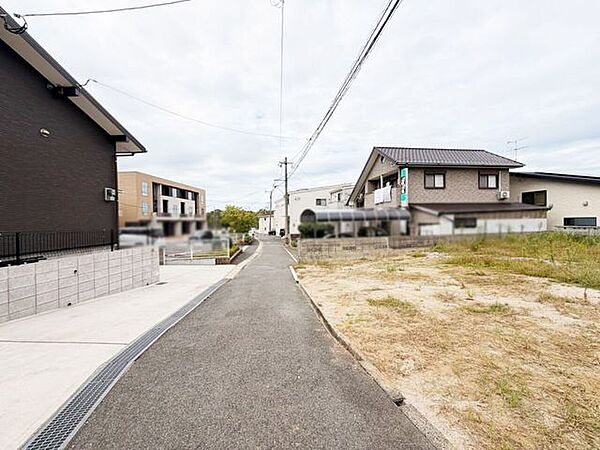 【八幡西区上上津役 売土地】建築条件無し♪都市ガス♪上下水道♪小・中学校まで徒歩10分圏内♪
